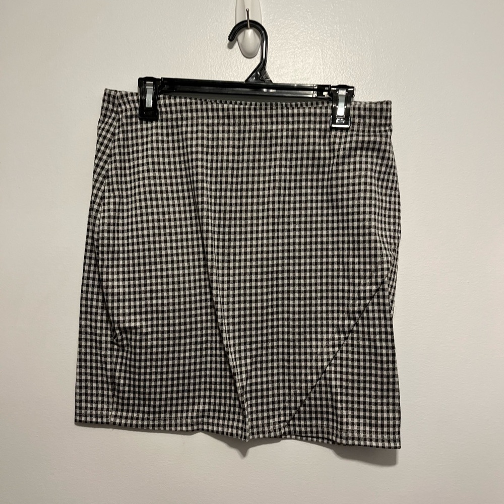 Be You Ti Ful XL Stretch Classic Black and White Checkered Skirt